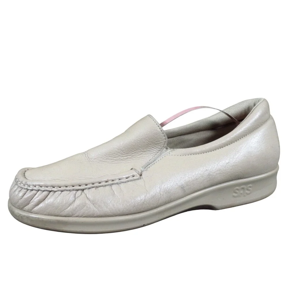 SAS Twin Women Casual Slip On Loafer Shoes Size 9.5 Narrow Comfort Beige Leather